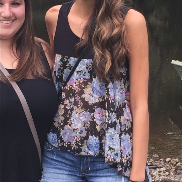 Floral Tank - Picture 1 of 1